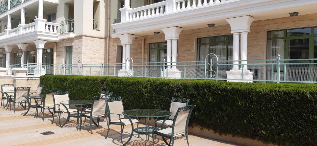 Apartcomplex Splendid 산콘스탄틴앤헬레나 외부 사진