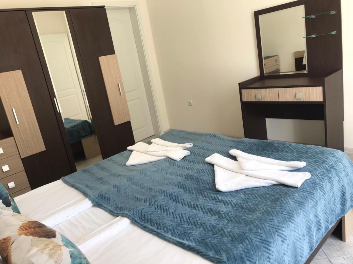 Apartcomplex Splendid 산콘스탄틴앤헬레나 외부 사진